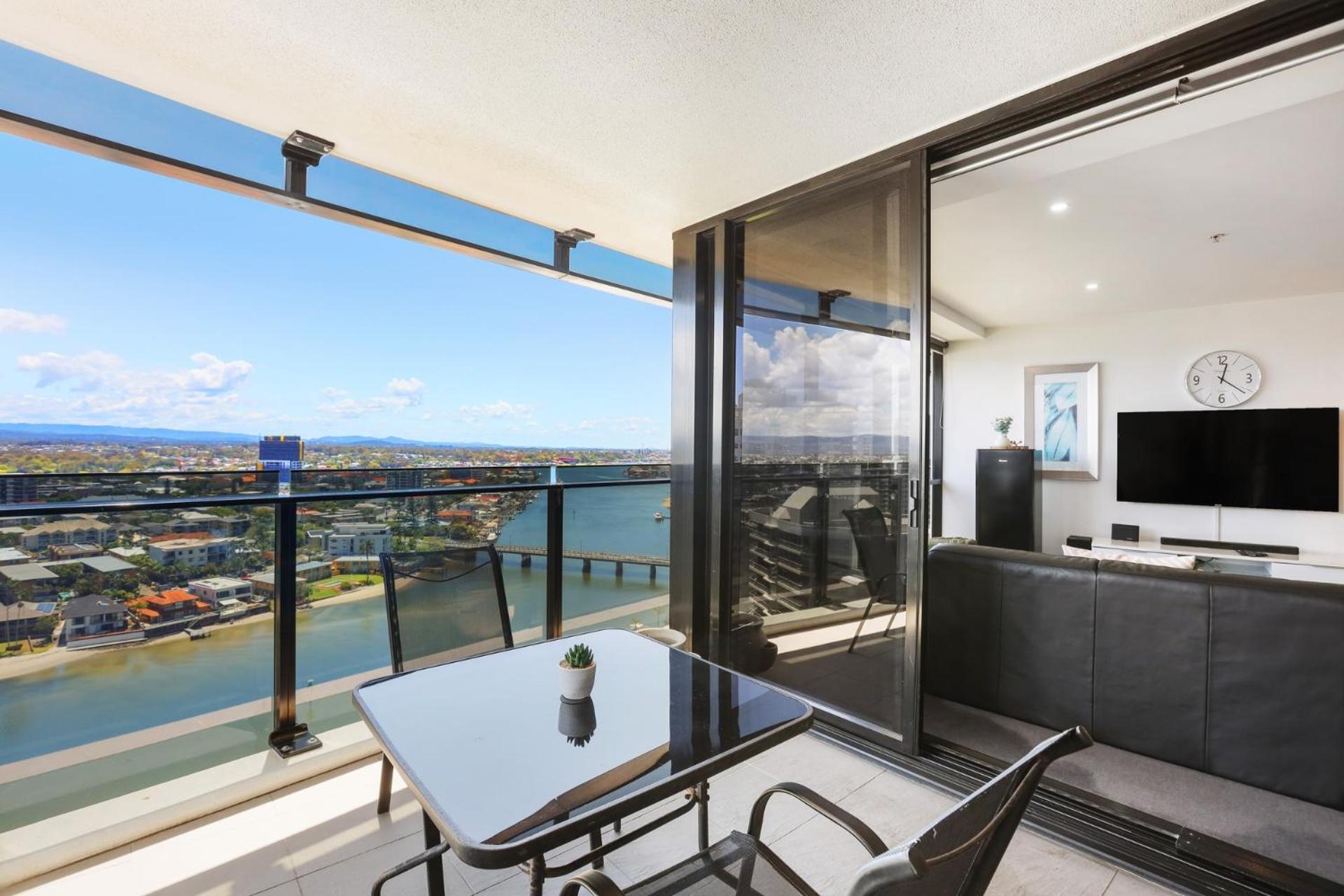 Circle On Cavill 2, 3, 4 & 5 Bedroom Skyhomes & Sub Penthouses By Gold Coast Holidays エクステリア 写真