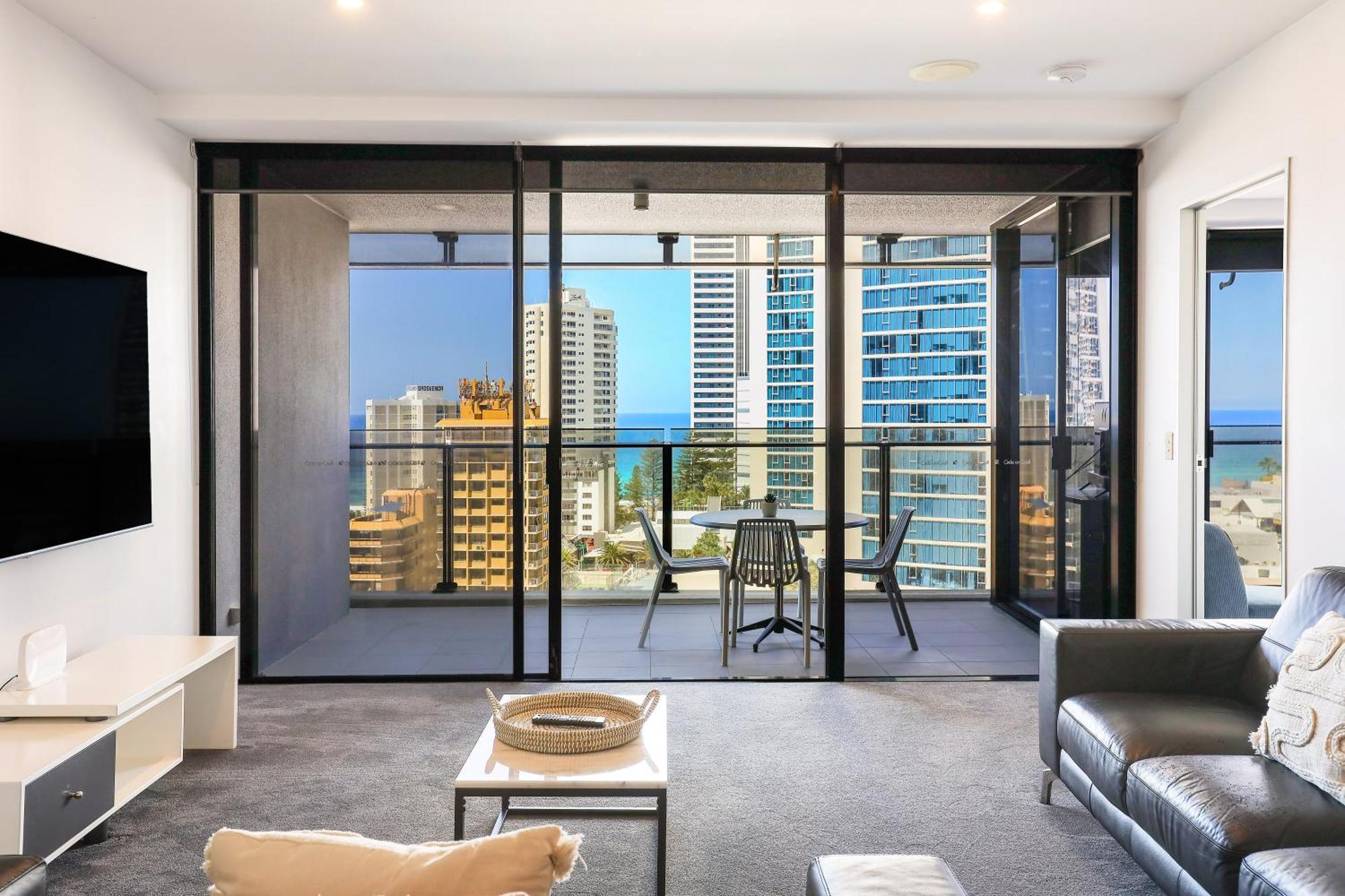 Circle On Cavill 2, 3, 4 & 5 Bedroom Skyhomes & Sub Penthouses By Gold Coast Holidays エクステリア 写真