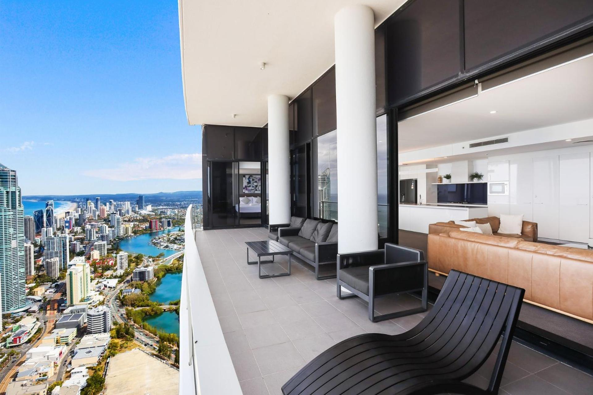 Circle On Cavill 2, 3, 4 & 5 Bedroom Skyhomes & Sub Penthouses By Gold Coast Holidays エクステリア 写真