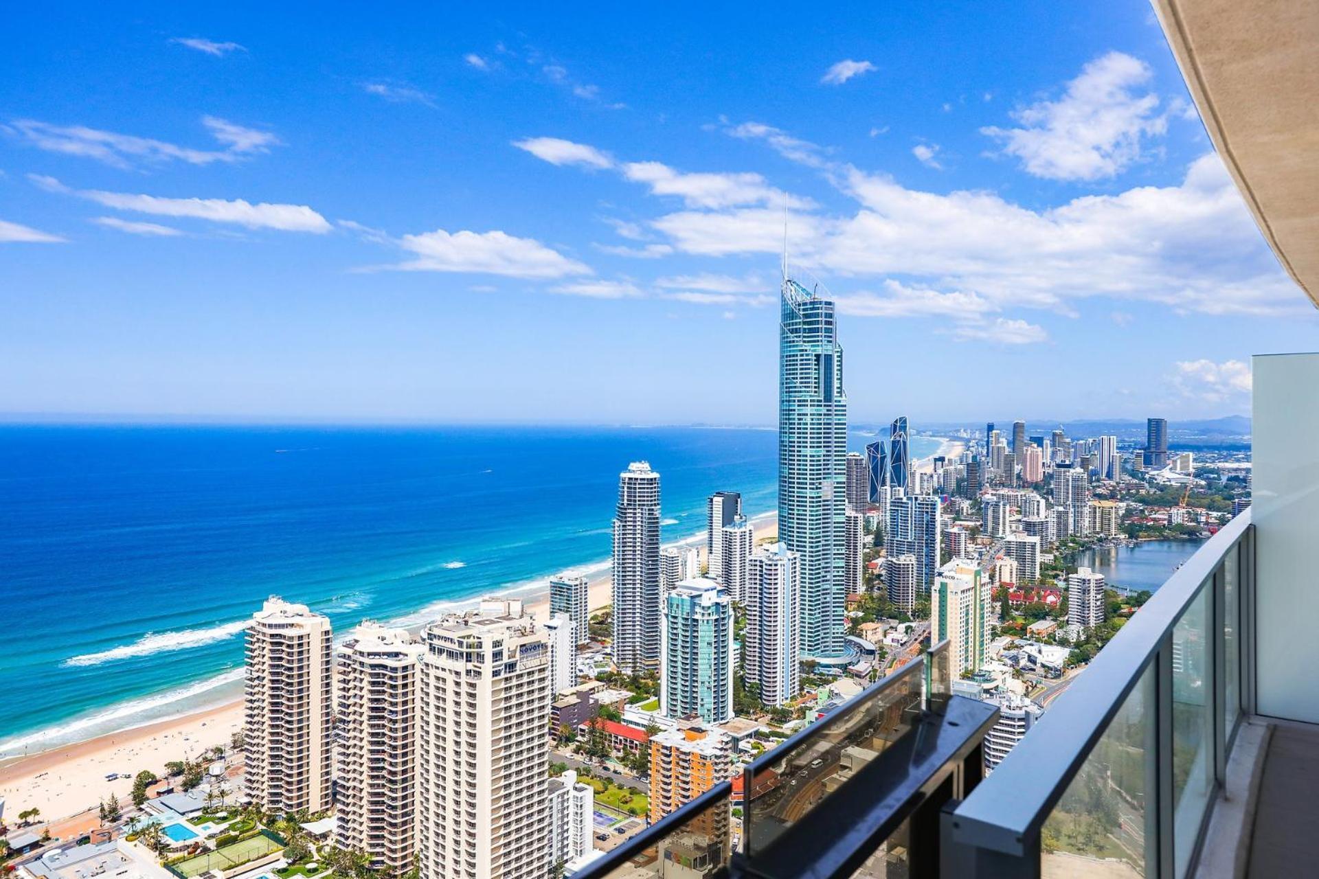 Circle On Cavill 2, 3, 4 & 5 Bedroom Skyhomes & Sub Penthouses By Gold Coast Holidays エクステリア 写真