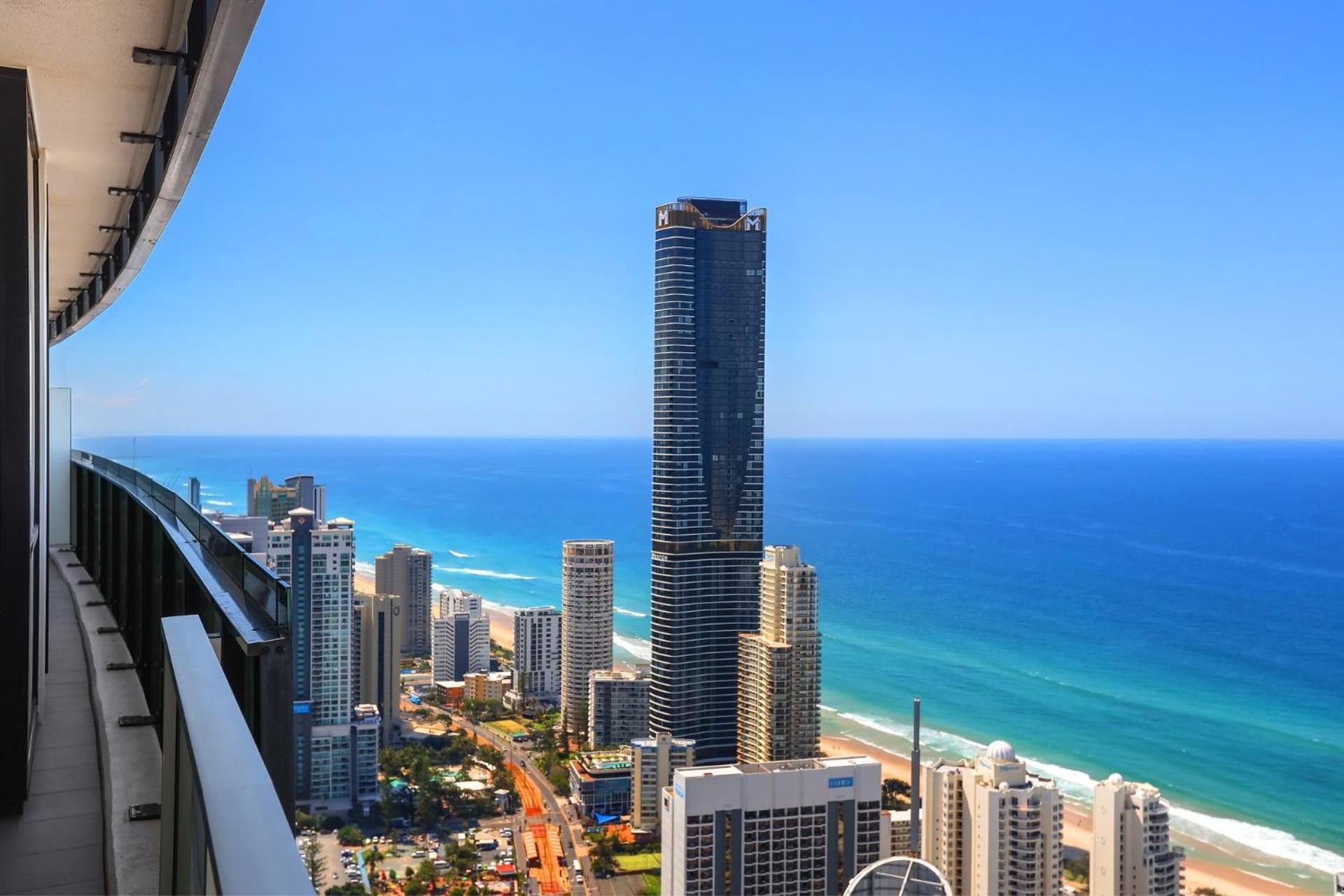 Circle On Cavill 2, 3, 4 & 5 Bedroom Skyhomes & Sub Penthouses By Gold Coast Holidays エクステリア 写真