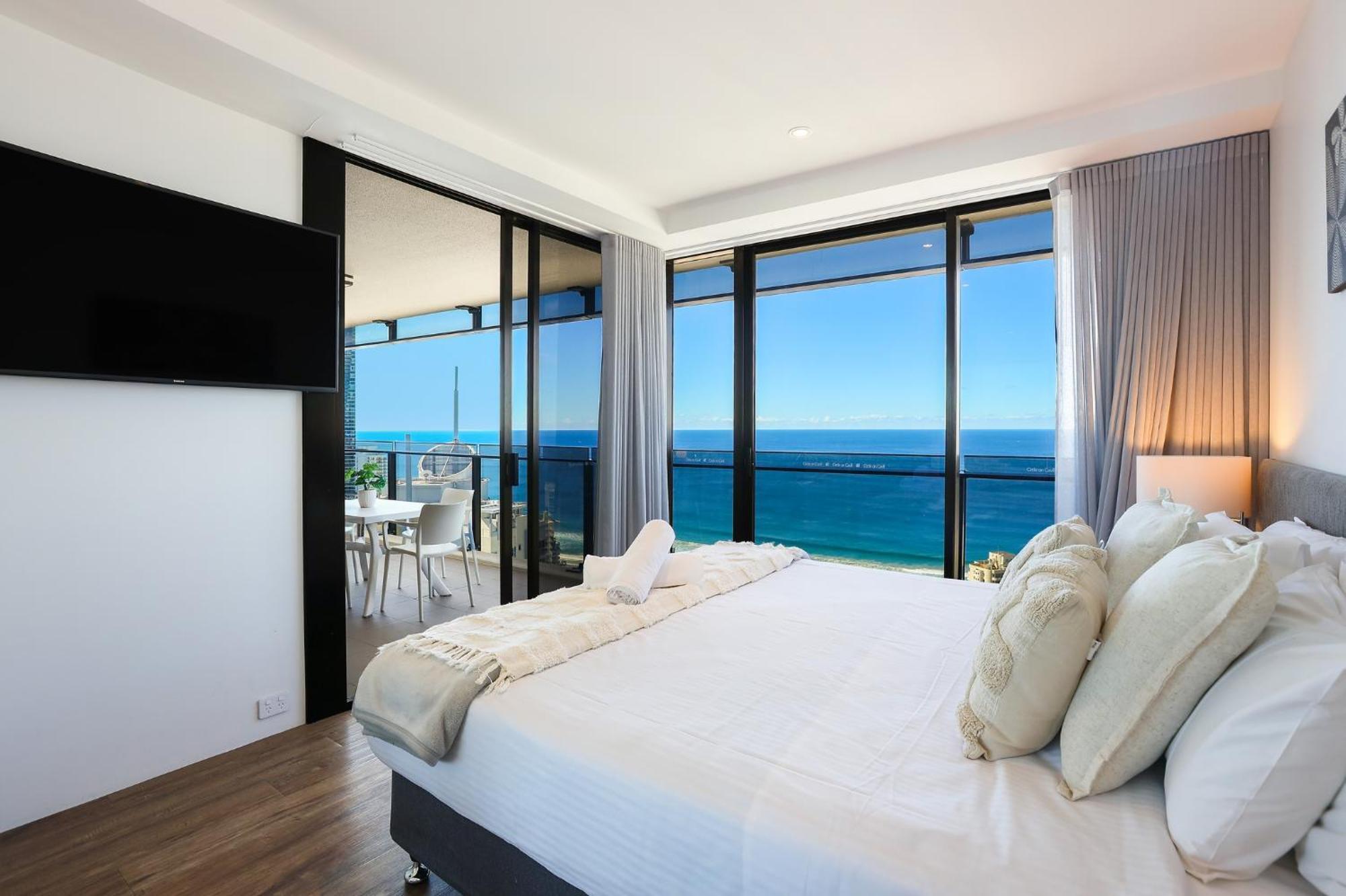 Circle On Cavill 2, 3, 4 & 5 Bedroom Skyhomes & Sub Penthouses By Gold Coast Holidays エクステリア 写真