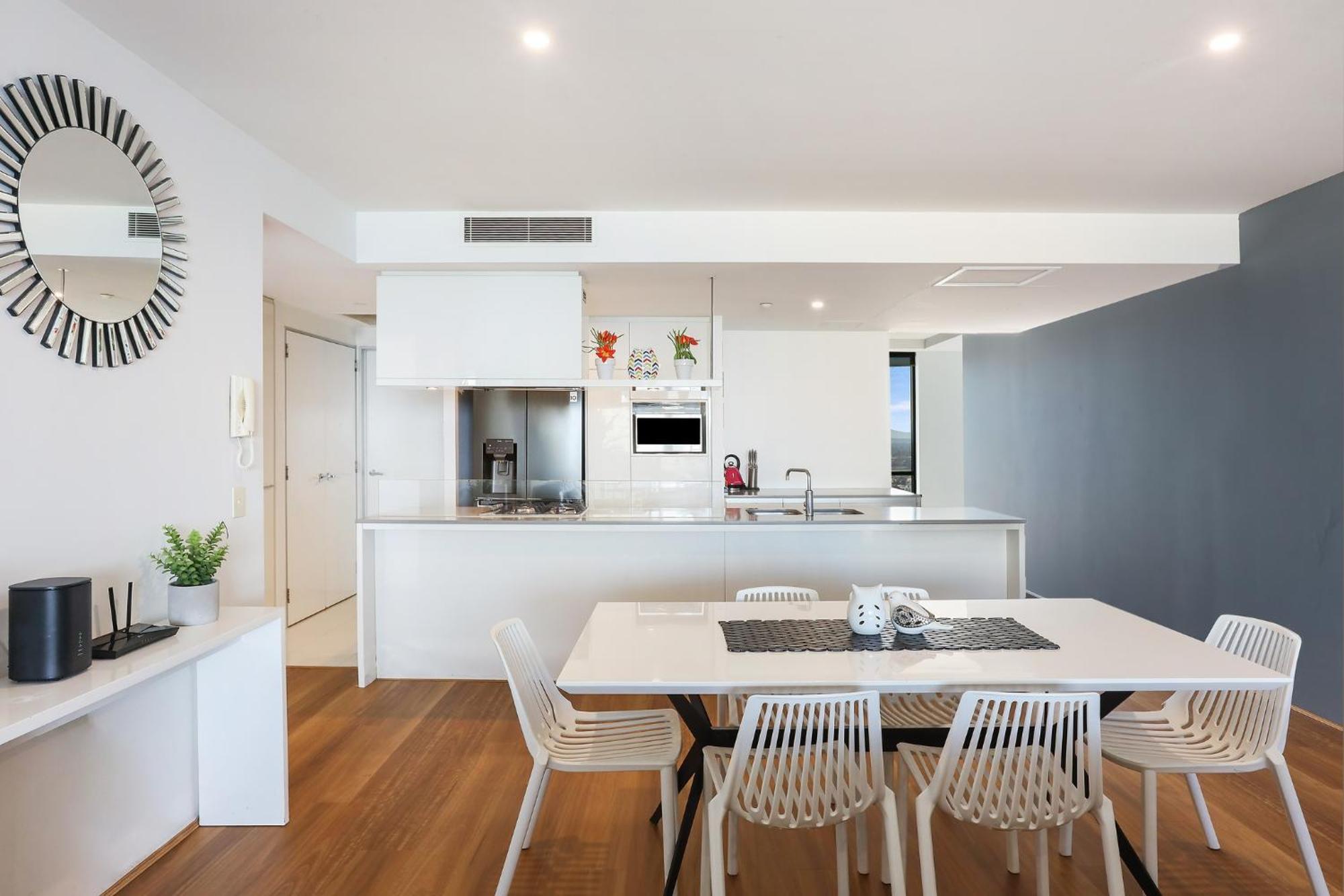 Circle On Cavill 2, 3, 4 & 5 Bedroom Skyhomes & Sub Penthouses By Gold Coast Holidays エクステリア 写真