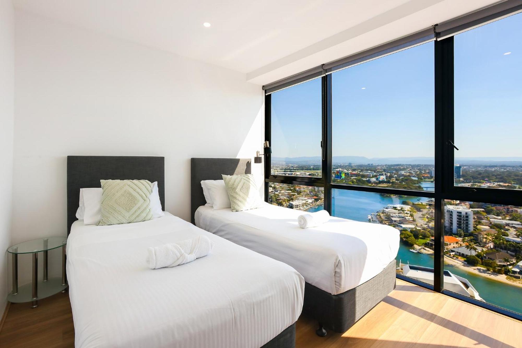 Circle On Cavill 2, 3, 4 & 5 Bedroom Skyhomes & Sub Penthouses By Gold Coast Holidays エクステリア 写真